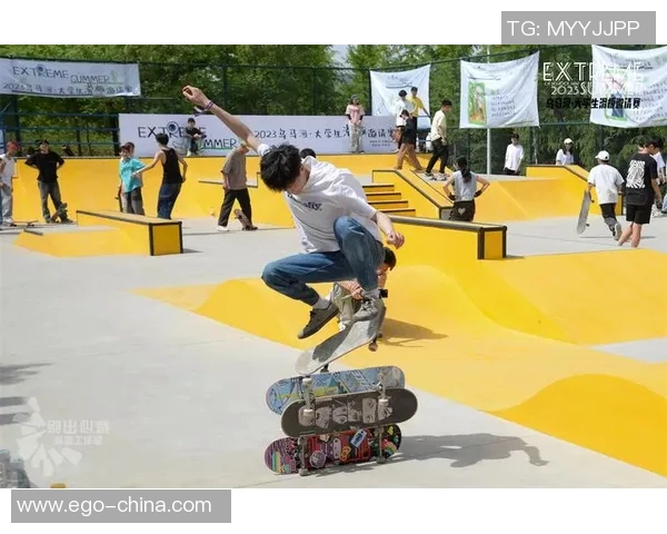 全国街舞大赛精彩点评成都滑板队展现力量与激情的完美结合