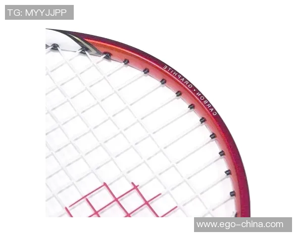 羽毛球装备选购指南：必备护具推荐与使用技巧分享