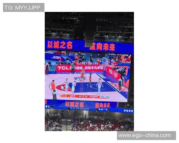 上海篮球队配合变革引发热议球迷期待新战术带来更高水平比赛