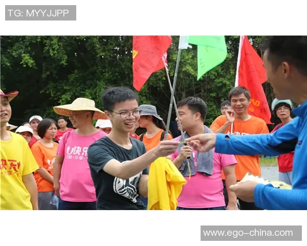 上海乒乓球队逆袭之路:战术调整与团队协作的深度剖析 上海乒乓球队逆袭之路:战术调整与团队协作的深度剖析